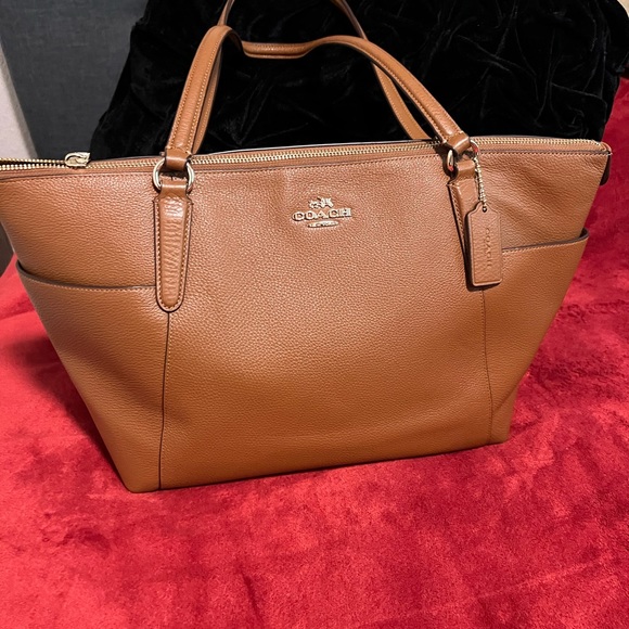 Coach Saddle Shoulder Bags. Brand new. - Picture 4 of 6